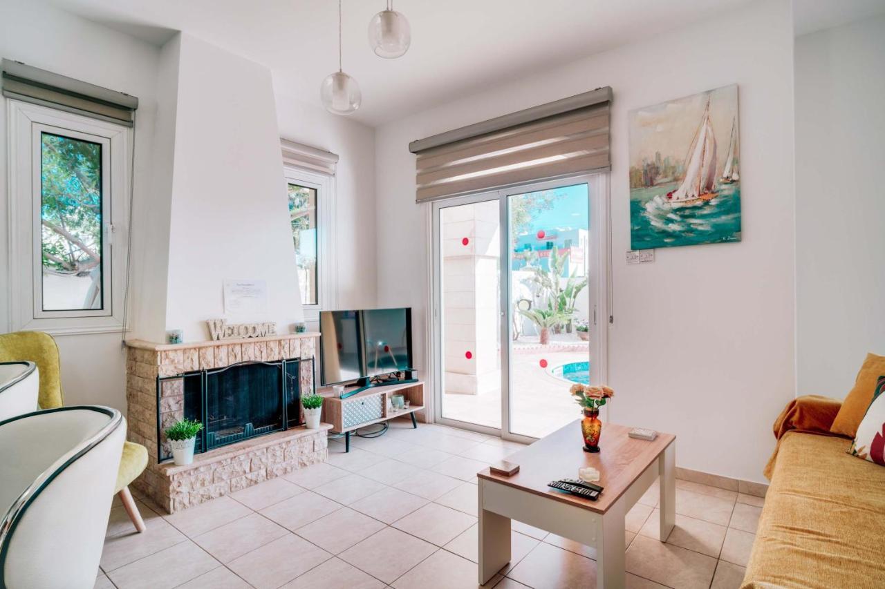 Villa Pant Poly Протарас Экстерьер фото