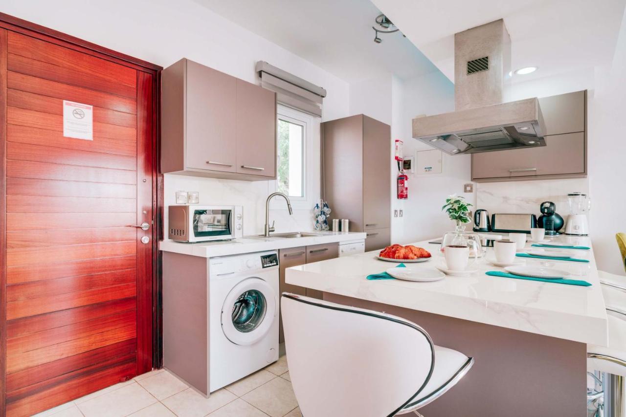 Villa Pant Poly Протарас Экстерьер фото
